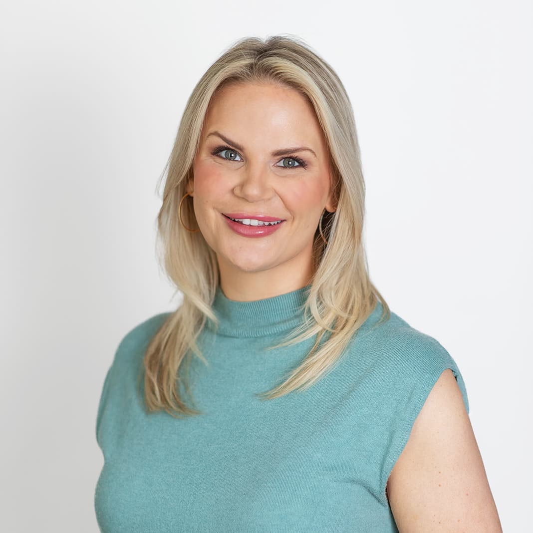 Lesley Groux